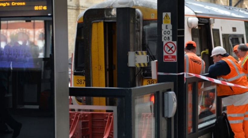 Εκτροχιασμός βαγονιού με τραυματίες στο Waterloo του Λονδίνου